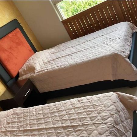 Lovely 3 Bedroom Condo With Pool Ixtapa  Buitenkant foto